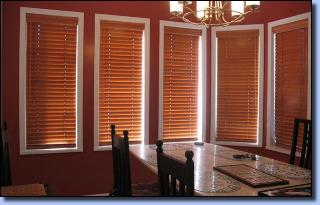 Clean mini-blinds